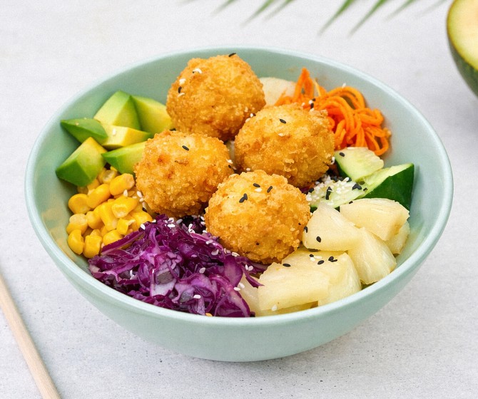 Поке с тофу и соусом Спайс