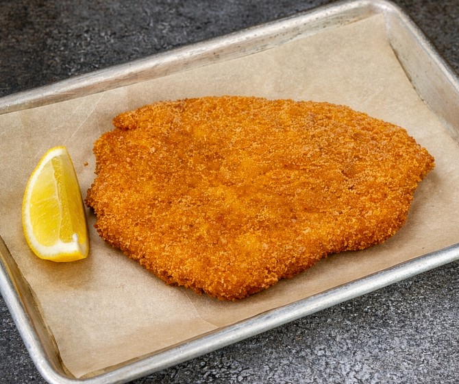 Хрустящий шницель из куриного филе