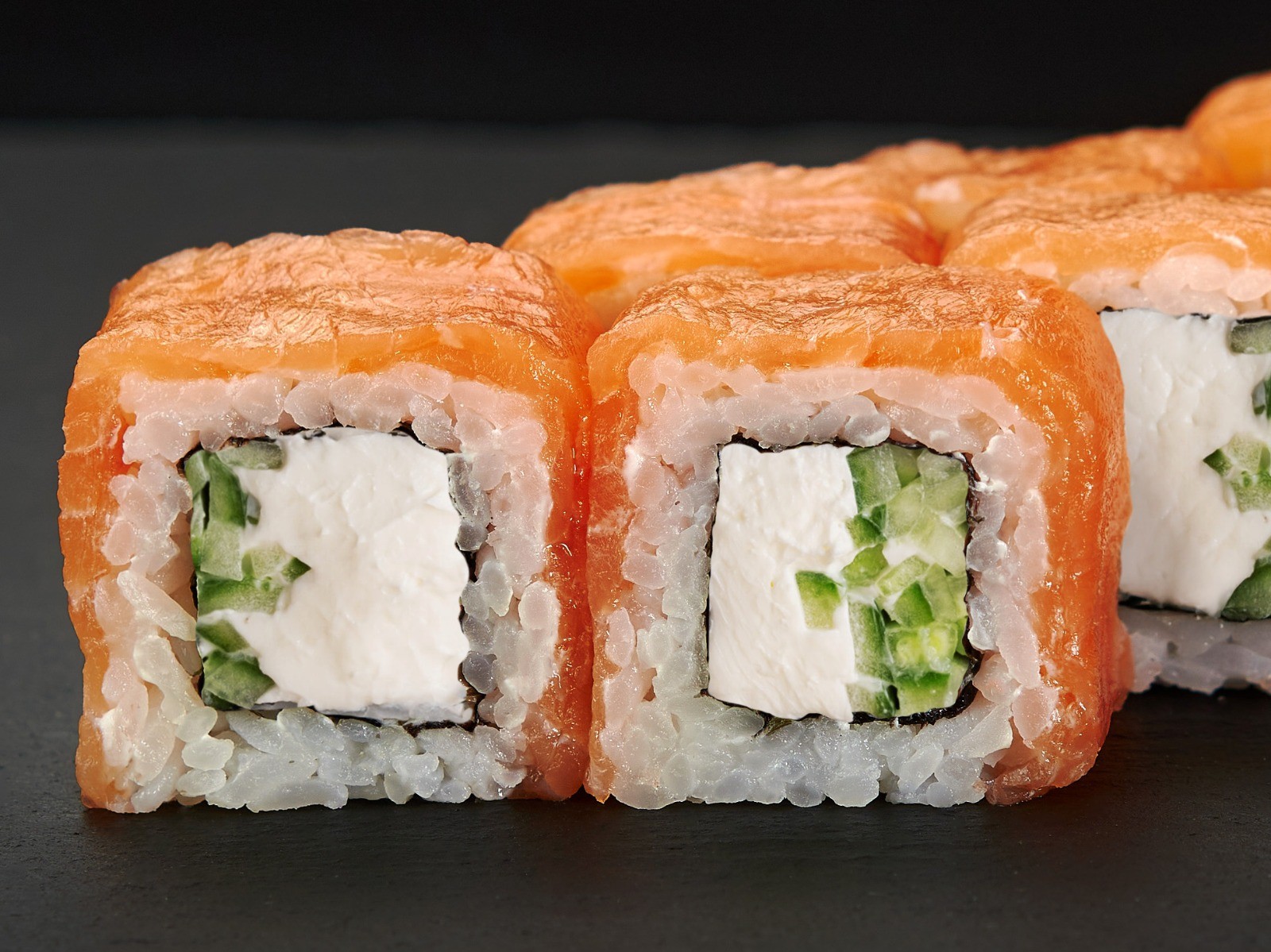 9f773d7b-d9e8-43f5-ab6e-6f94b4c024d8