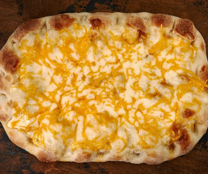 Пицца римская сырная