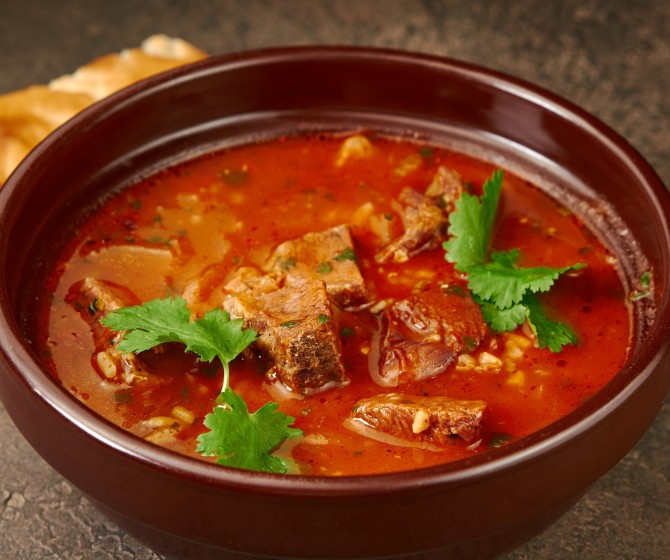 Харчо с курицей, ткемали и грецким орехом