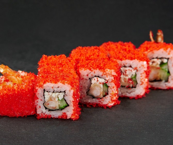 Калифорния с креветкой темпура